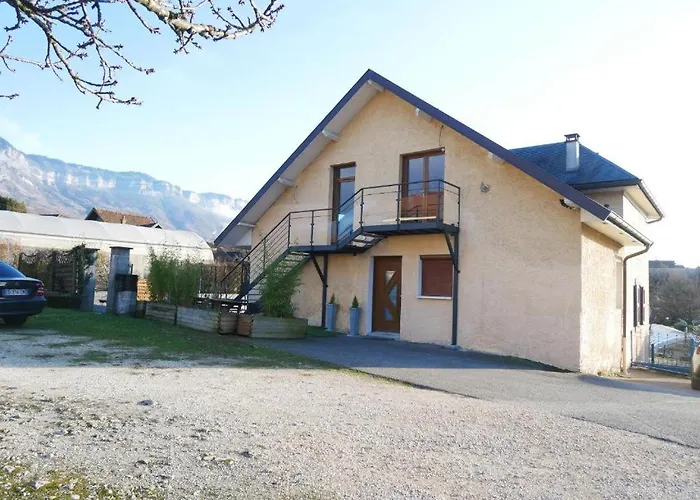 Cathy Maelys アパート